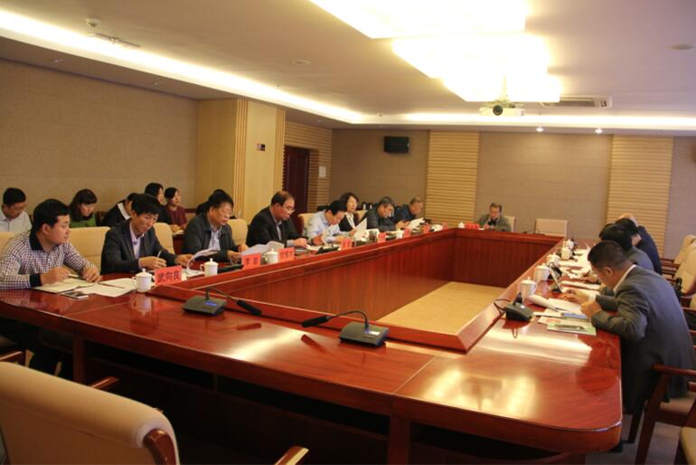 推進農(nóng)牧業(yè)區(qū)域品牌討論會召開